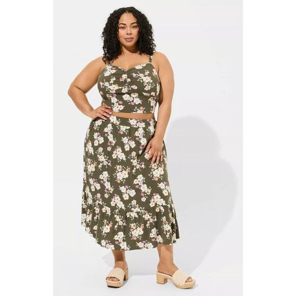 TORRID Tea Length Floral Cami Two Piece Set NWT Size 4 - Picture 1 of 10